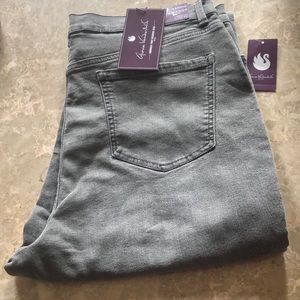 Gloria Vanderbilt Amanda jeans